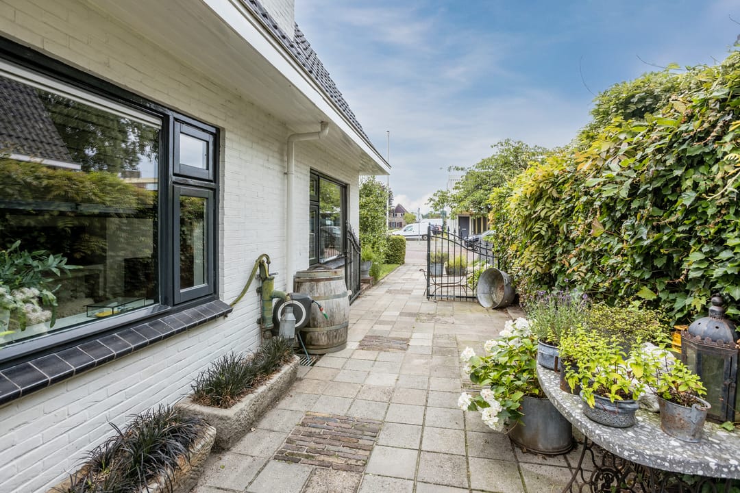 Photo 73 of Burg.Backxlaan 323