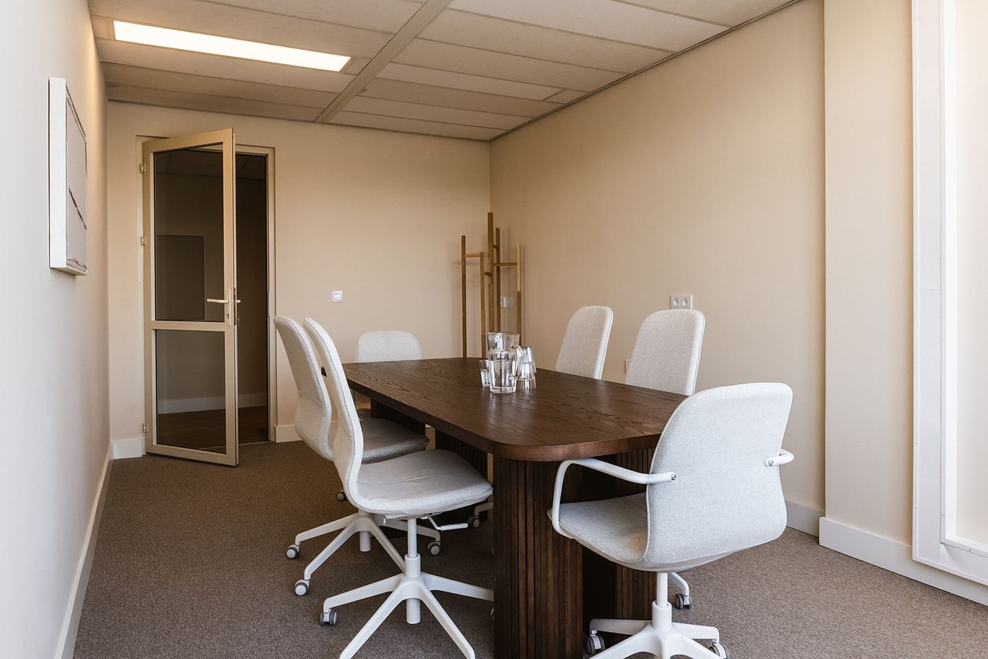 View photo 5 of Zeestraat 100