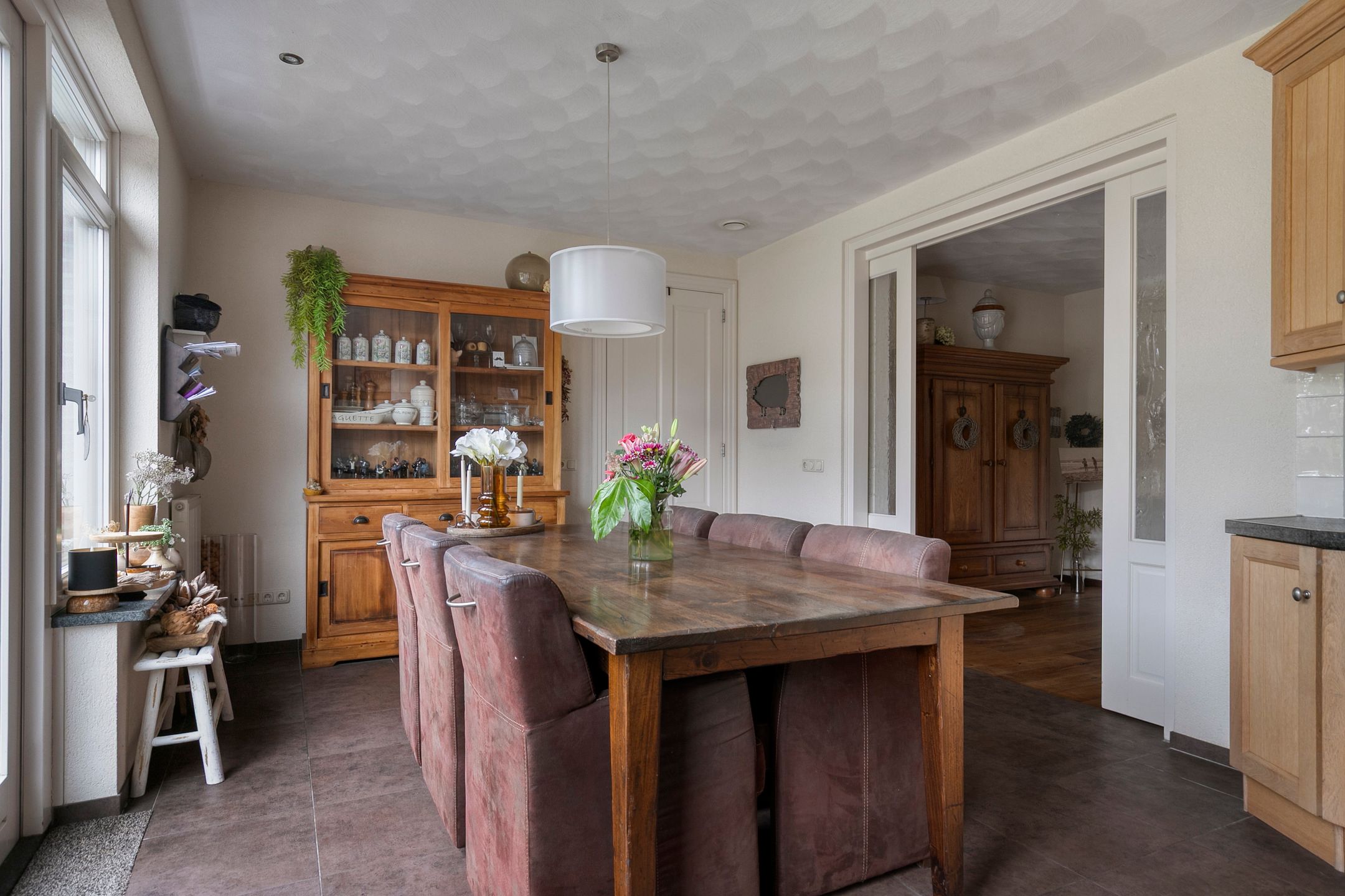 Foto 9 van Millekens 10