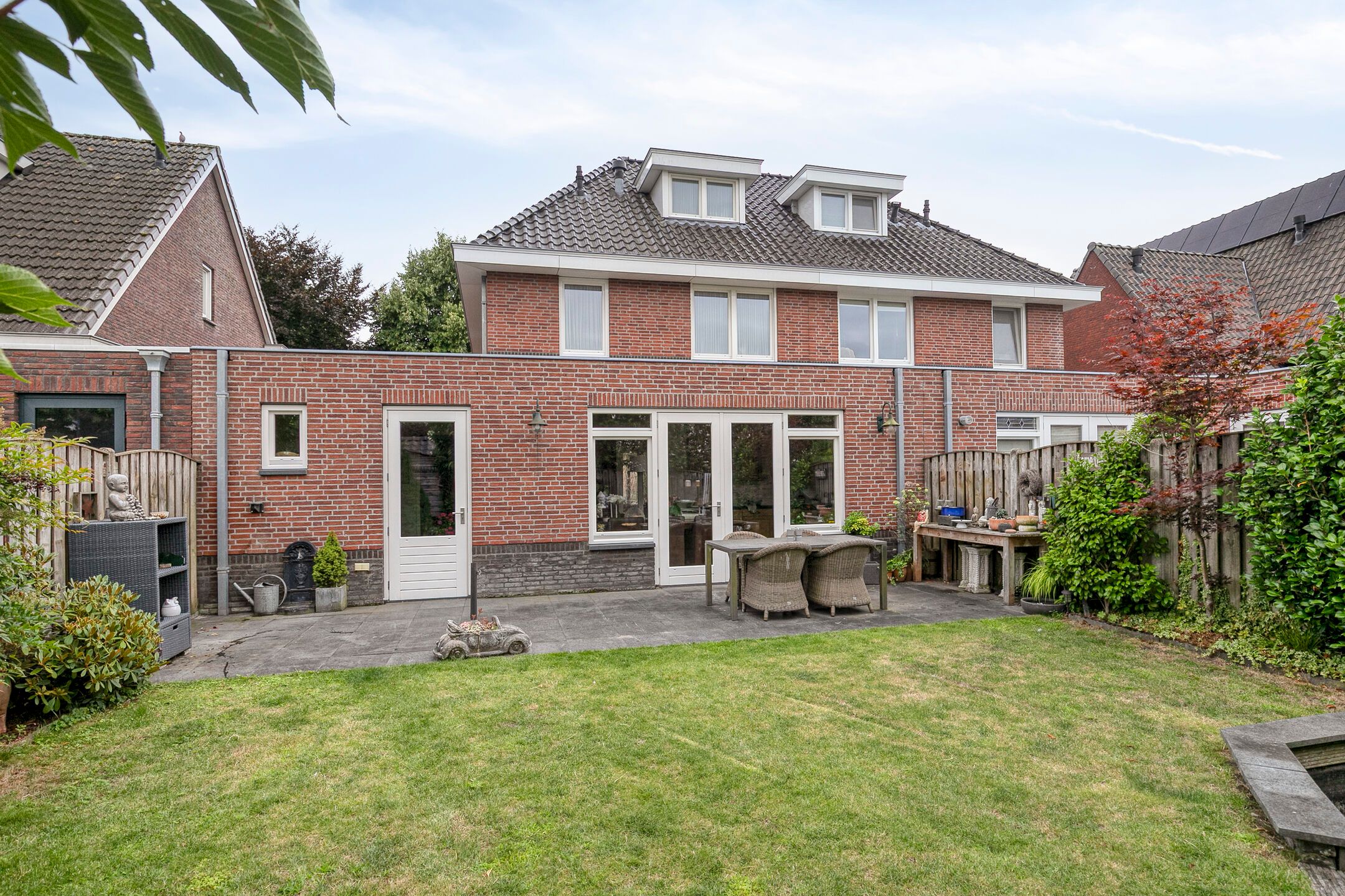 Foto 33 van Millekens 10