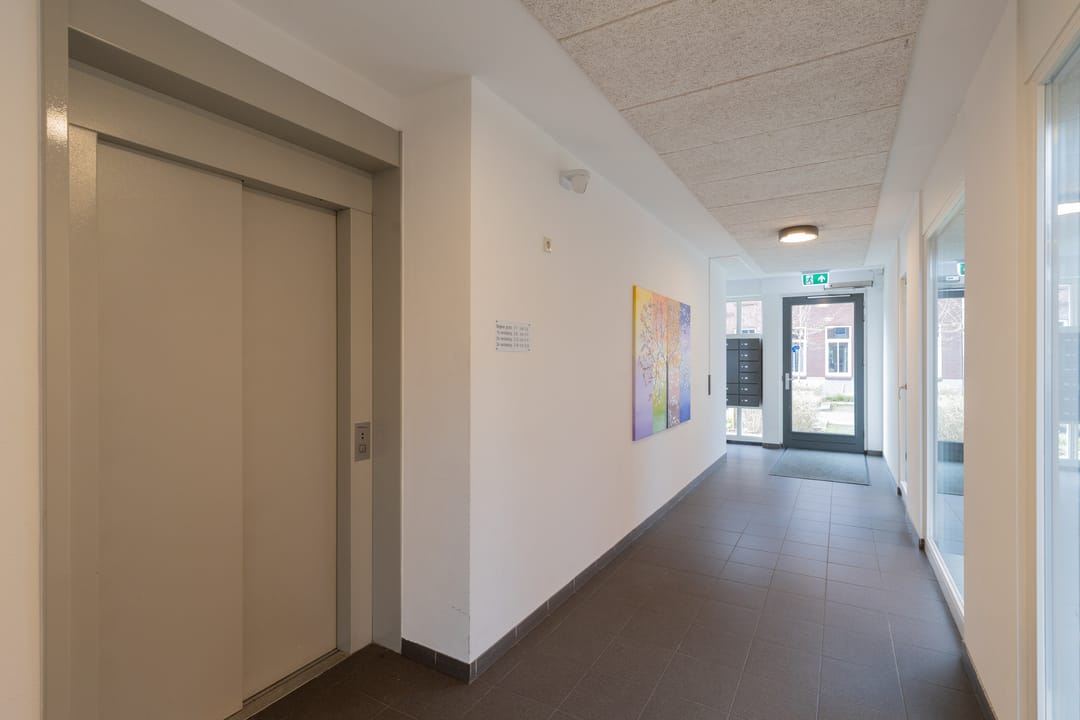 Foto 8 van Menno van Coehoornstraat 2-B8