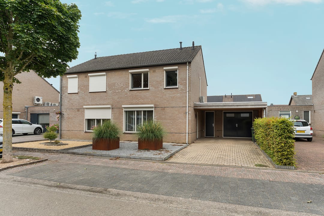 Foto 2 van Pastoor Reintjesstraat 8