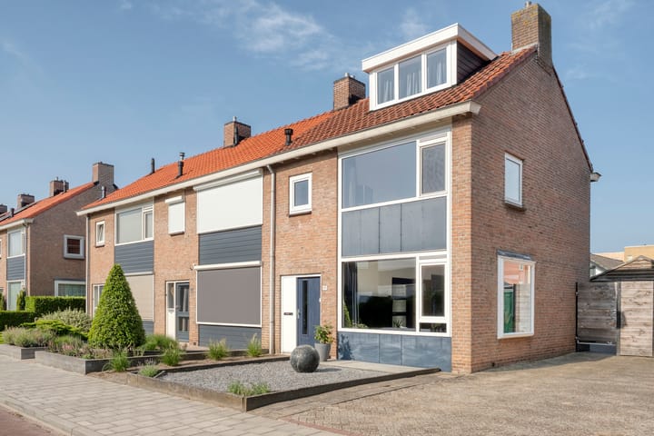 Photo 49 of Wentholtstraat 49