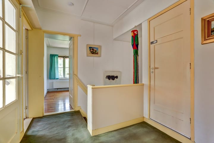 Photo 18 of Lytsedyk 10