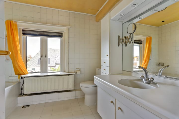 Photo 27 of Lytsedyk 10