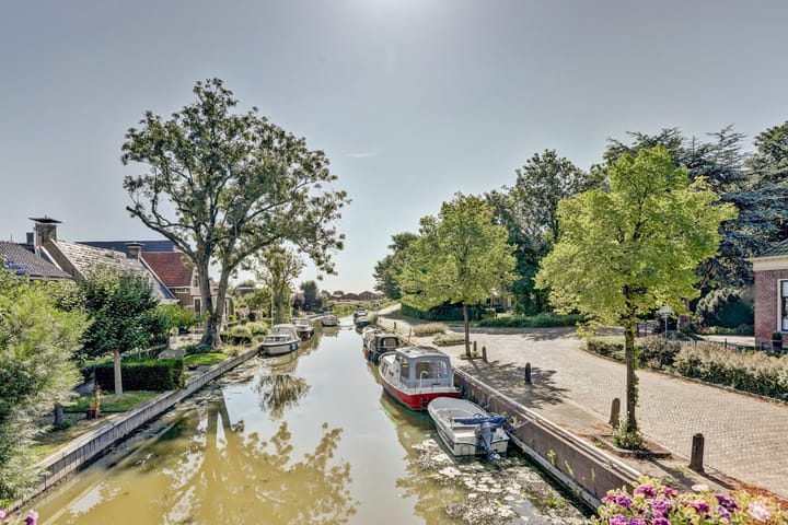 Photo 38 of Lytsedyk 10