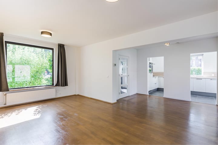 Foto 2 van Gouverneur Baron van Hövellplein 24