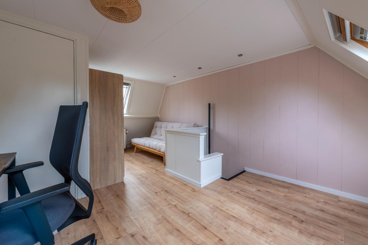 Foto 25 van Dijnselweg 130