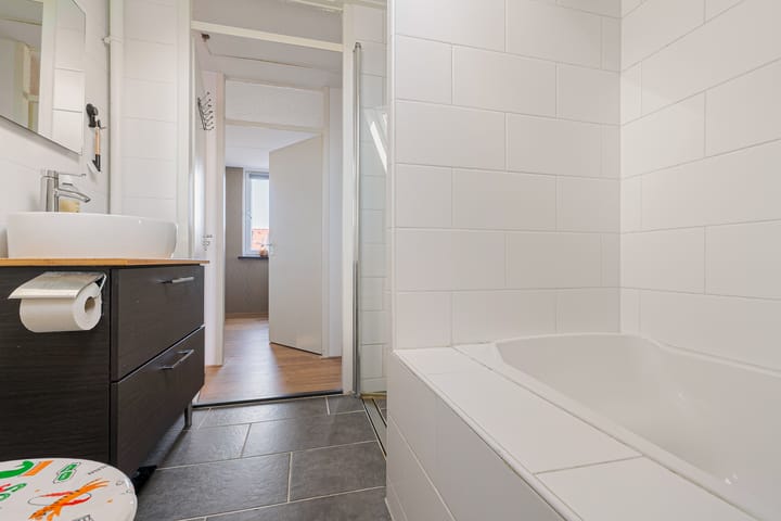 Foto 30 van Leemhof 12