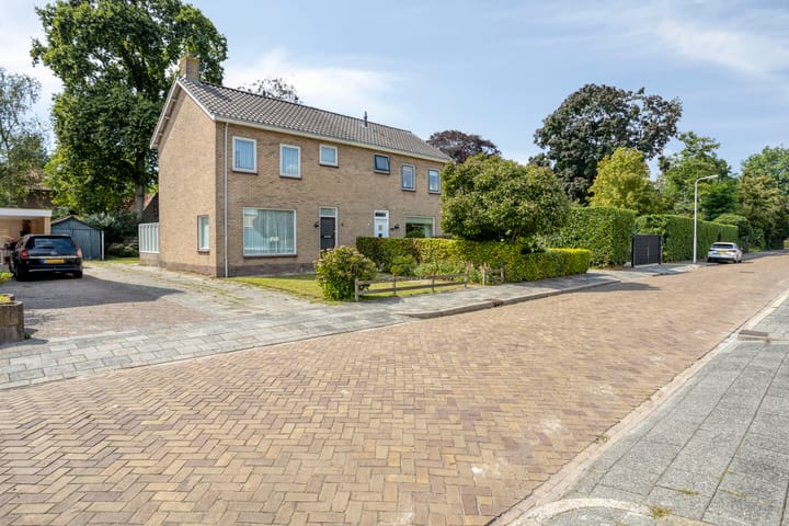 Foto 24 van Dahliastraat 18