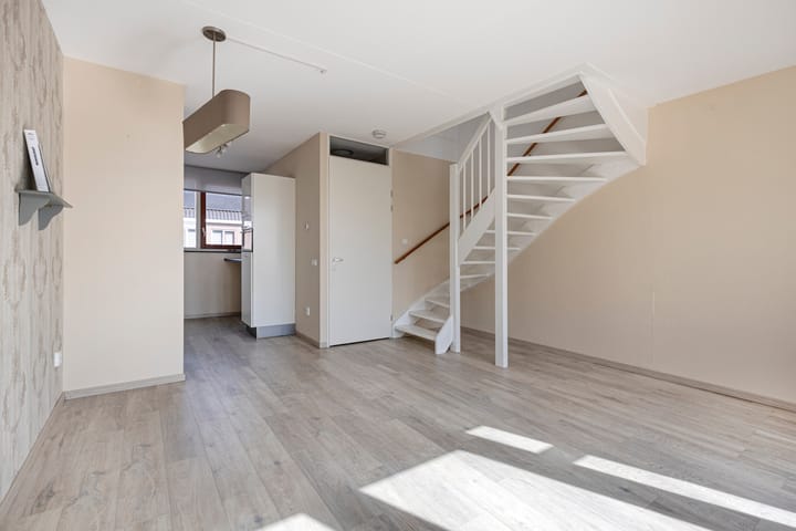 Foto 9 van Schoolstraat 126