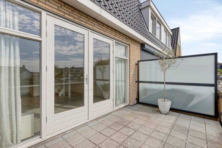 Foto 15 van Schoolstraat 126