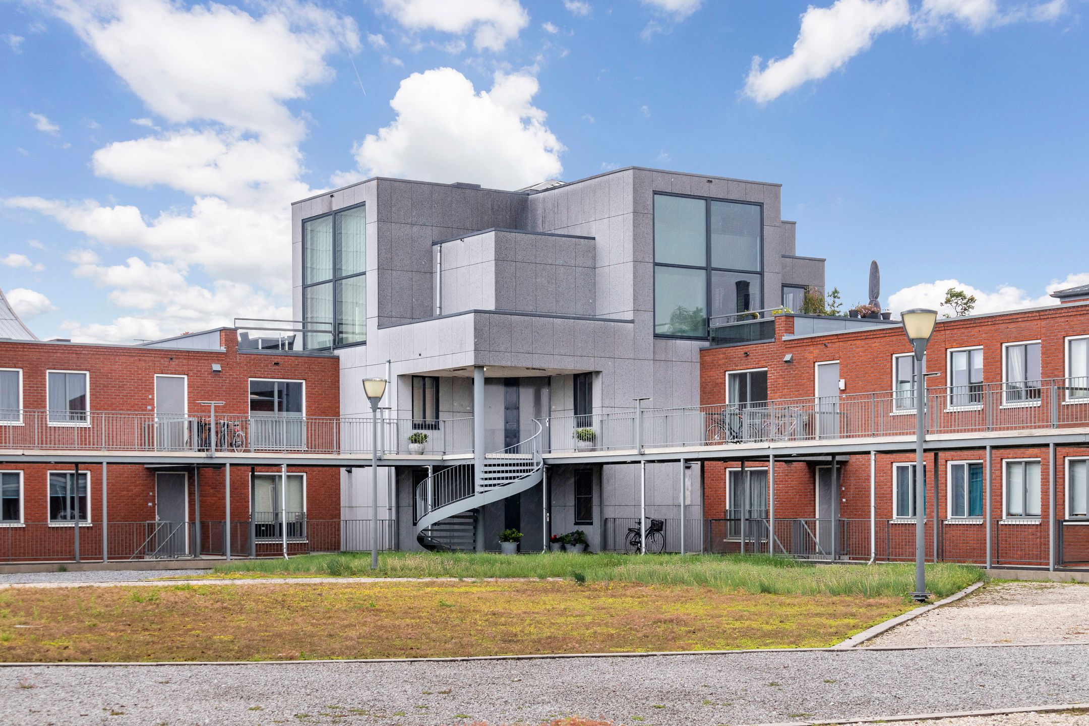 Foto 12 van Julianastraat 109