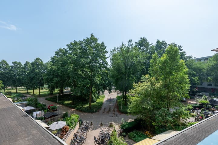 Foto 15 van Dokter van Stratenweg 236