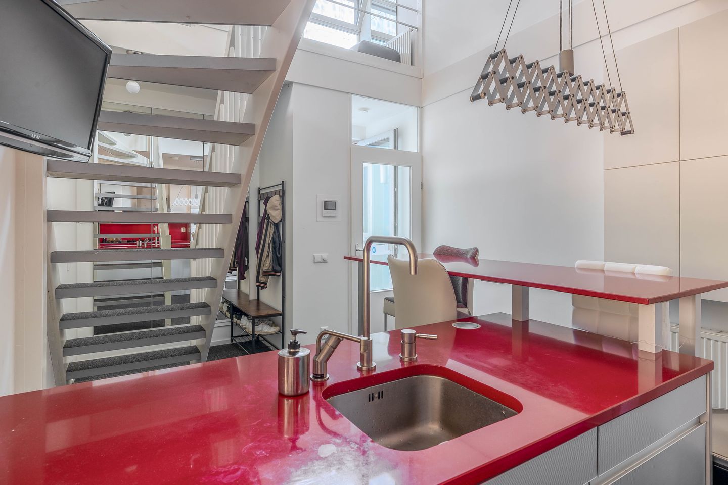 Foto 10 van Zwembadweg 17