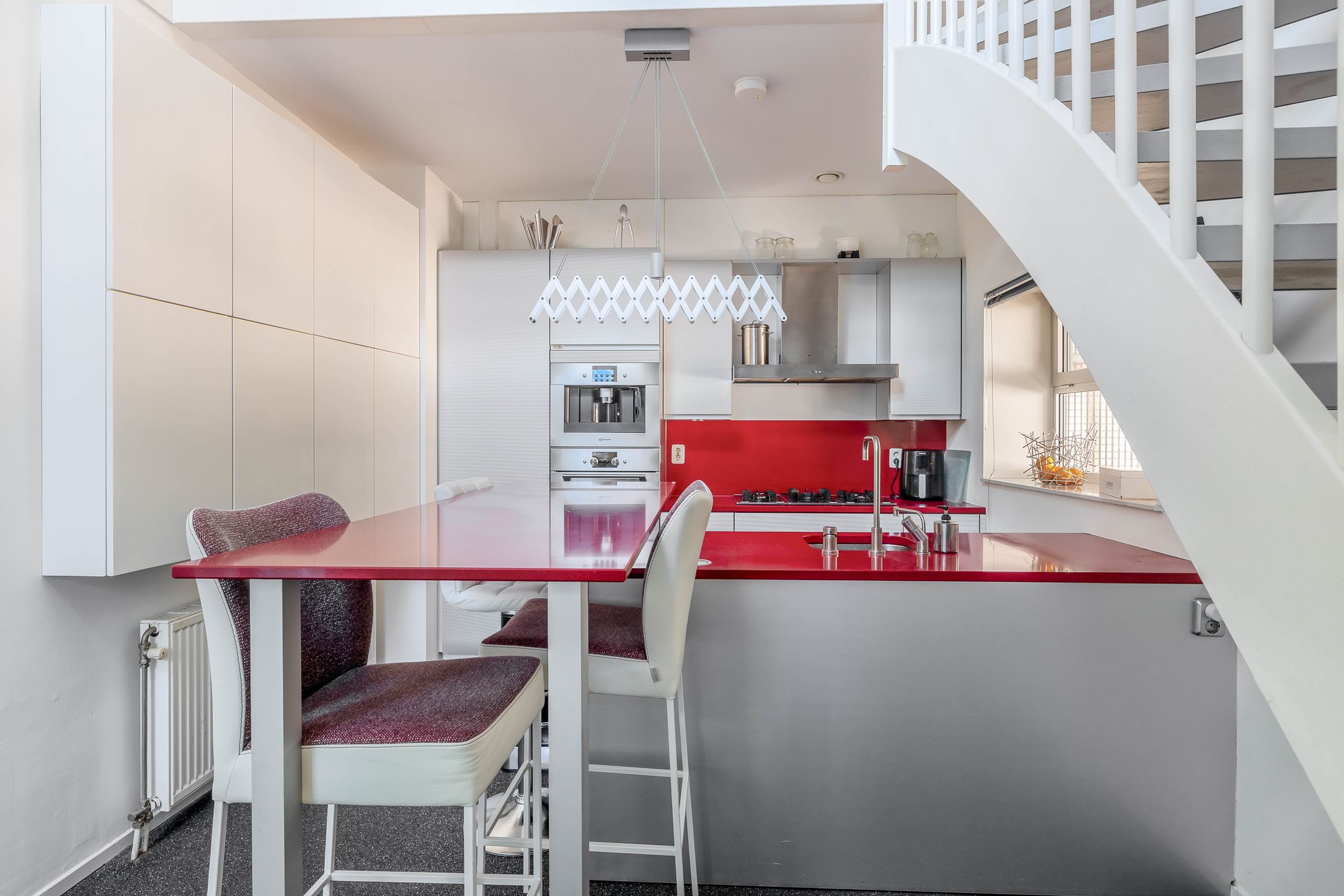 Foto 12 van Zwembadweg 17