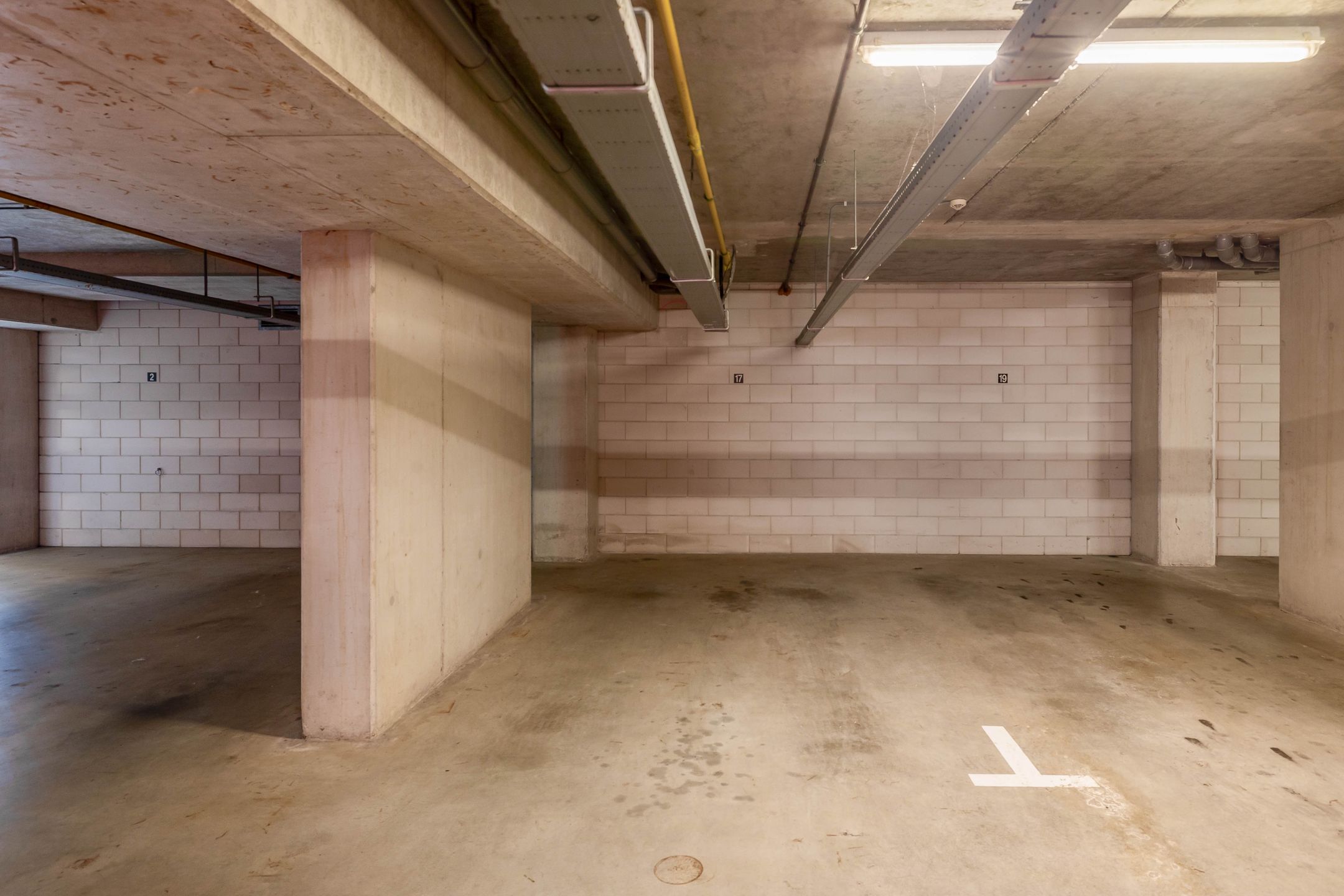 Foto 33 van Zwembadweg 17