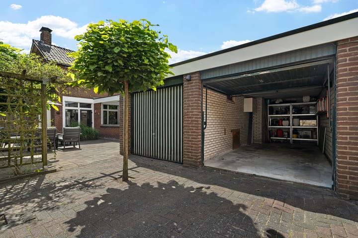 Foto 36 van Otto van Taverenstraat 2