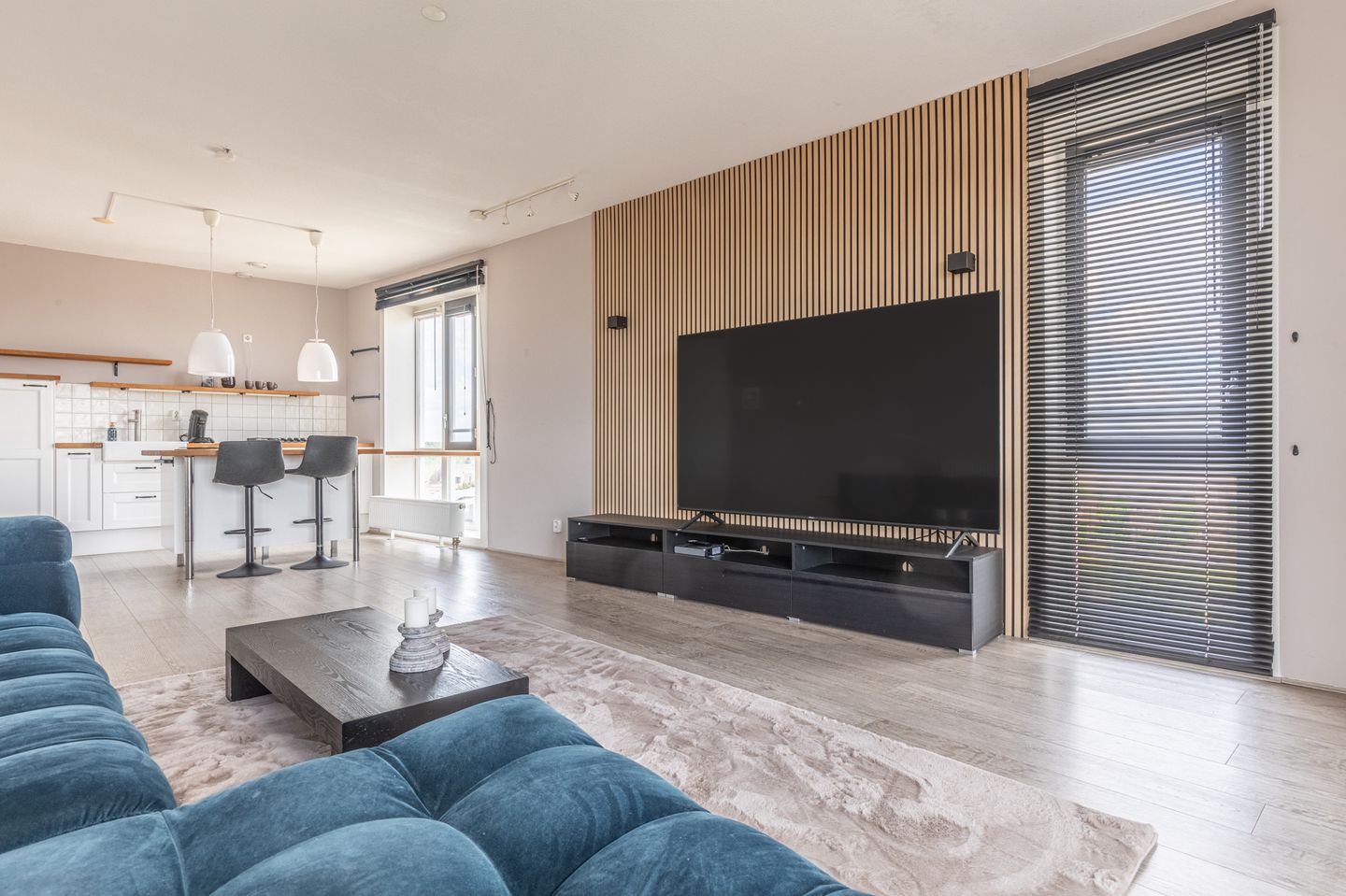 Photo 19 of Schoolstraat 17