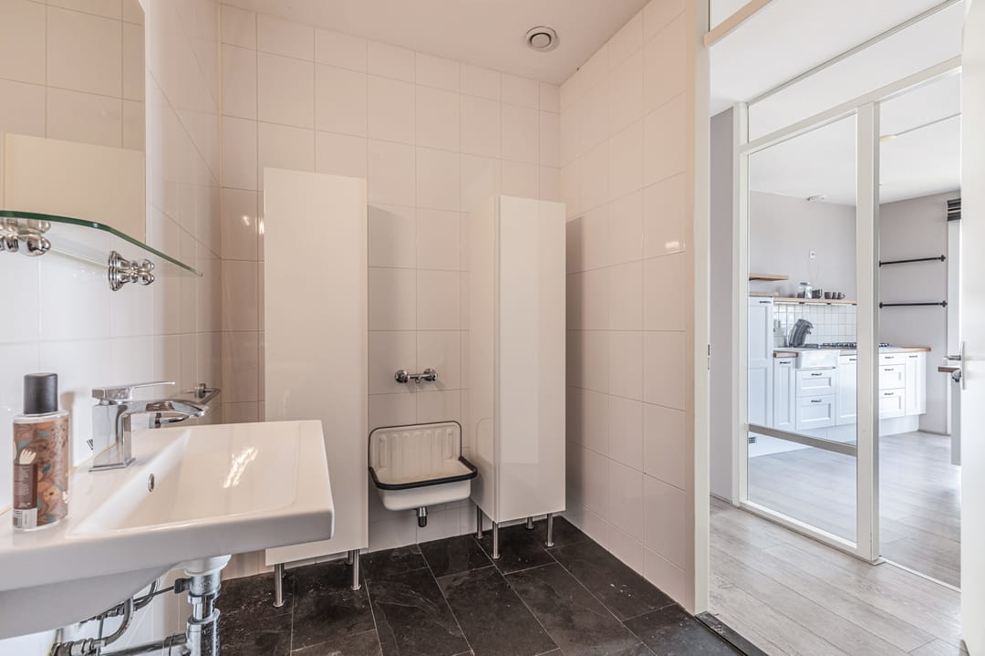 Photo 26 of Schoolstraat 17