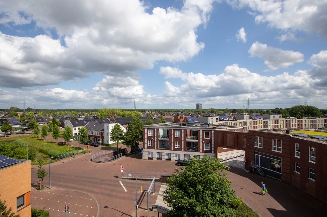 Photo 32 of Schoolstraat 17