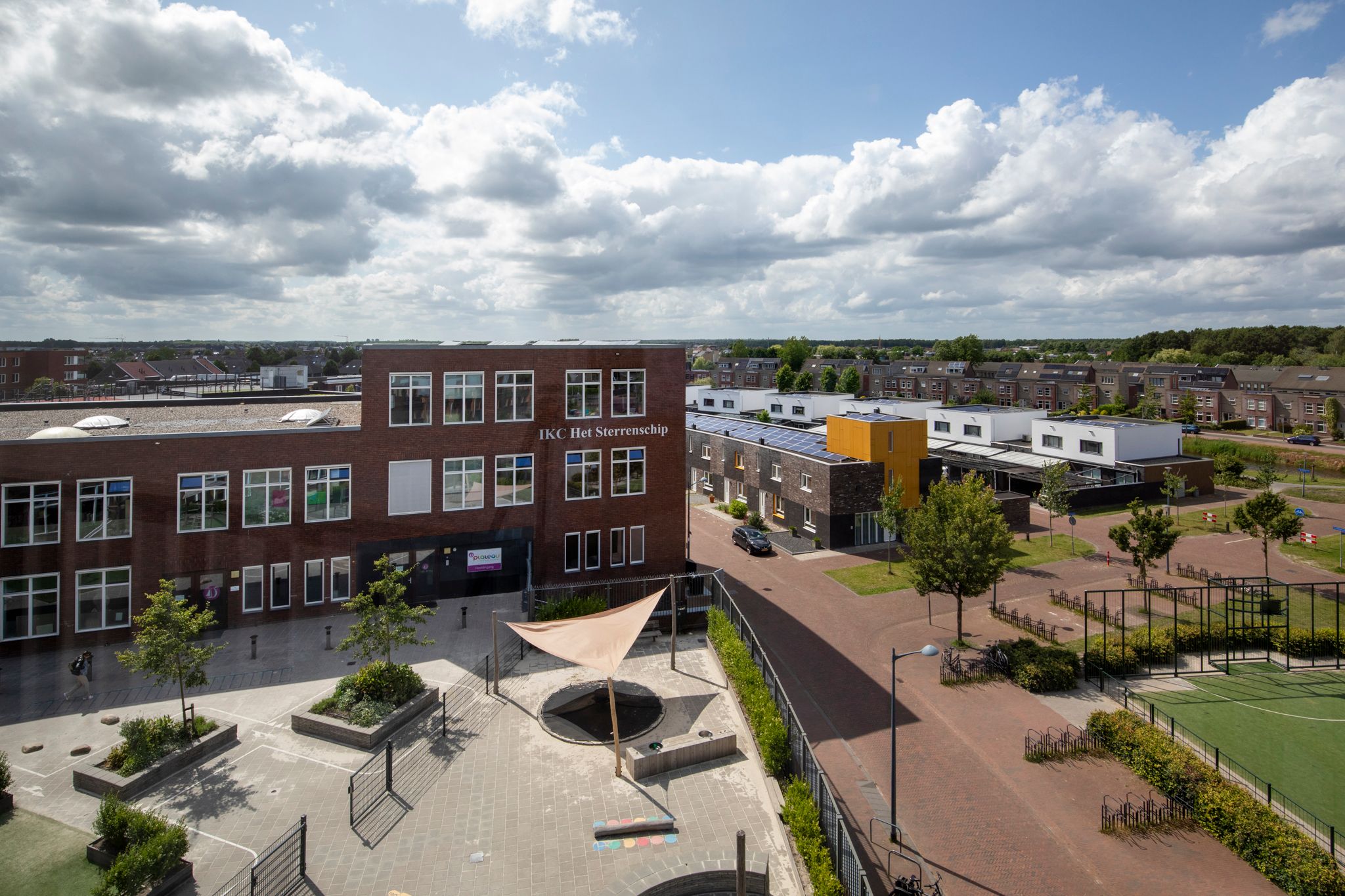 Photo 33 of Schoolstraat 17