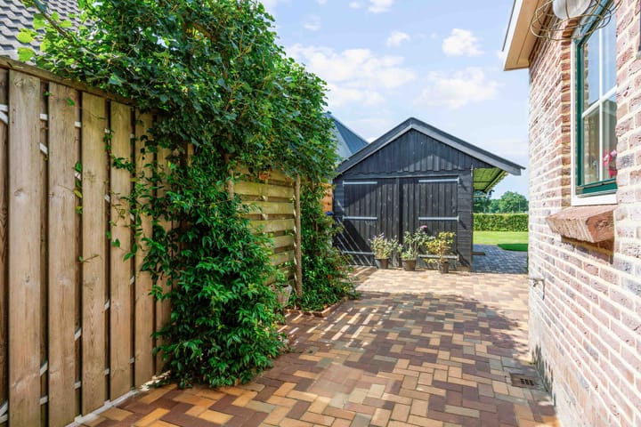 Foto 40 van Meester Nennstiehlweg 47