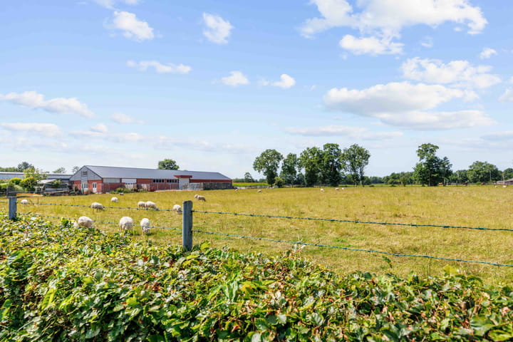 Foto 48 van Meester Nennstiehlweg 47