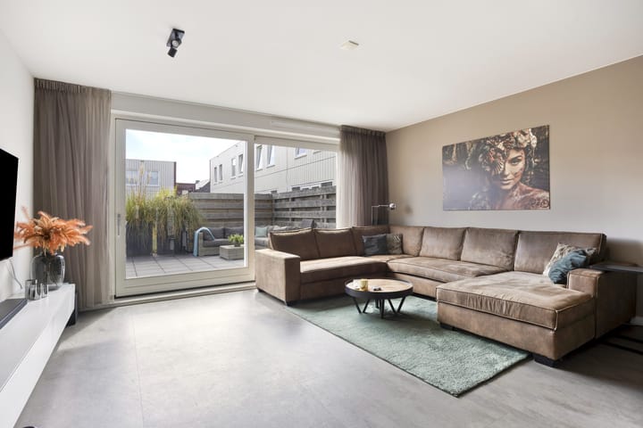 Foto 2 van Binnenbuurt 9