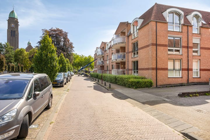 Photo 35 of Residentie Azurée 15