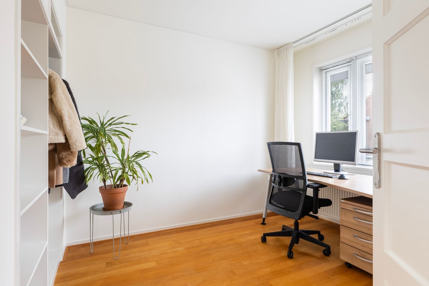 Photo 34 of Johan de Walestraat 14