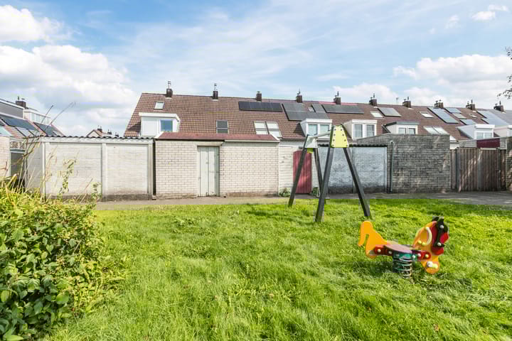 Foto 4 van Van den Bergstraat 4