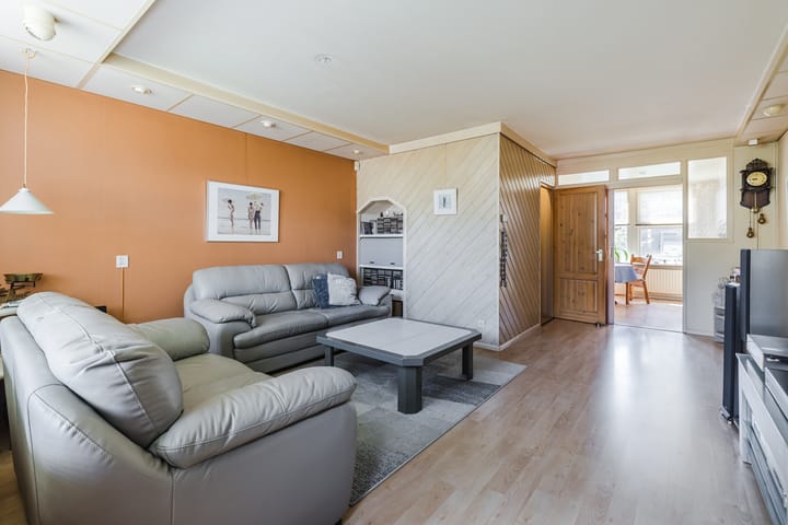 Foto 10 van Van den Bergstraat 4