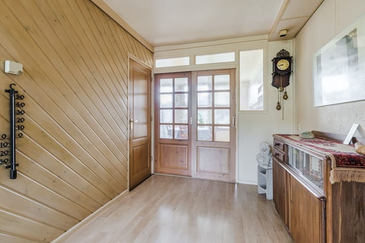 Foto 11 van Van den Bergstraat 4