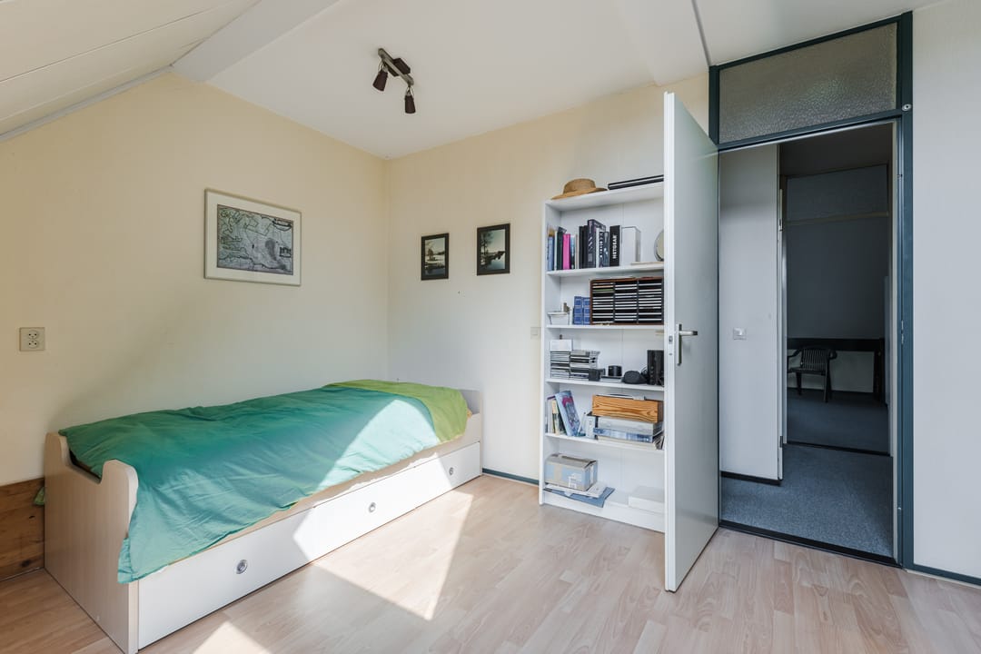 Foto 17 van Van den Bergstraat 4