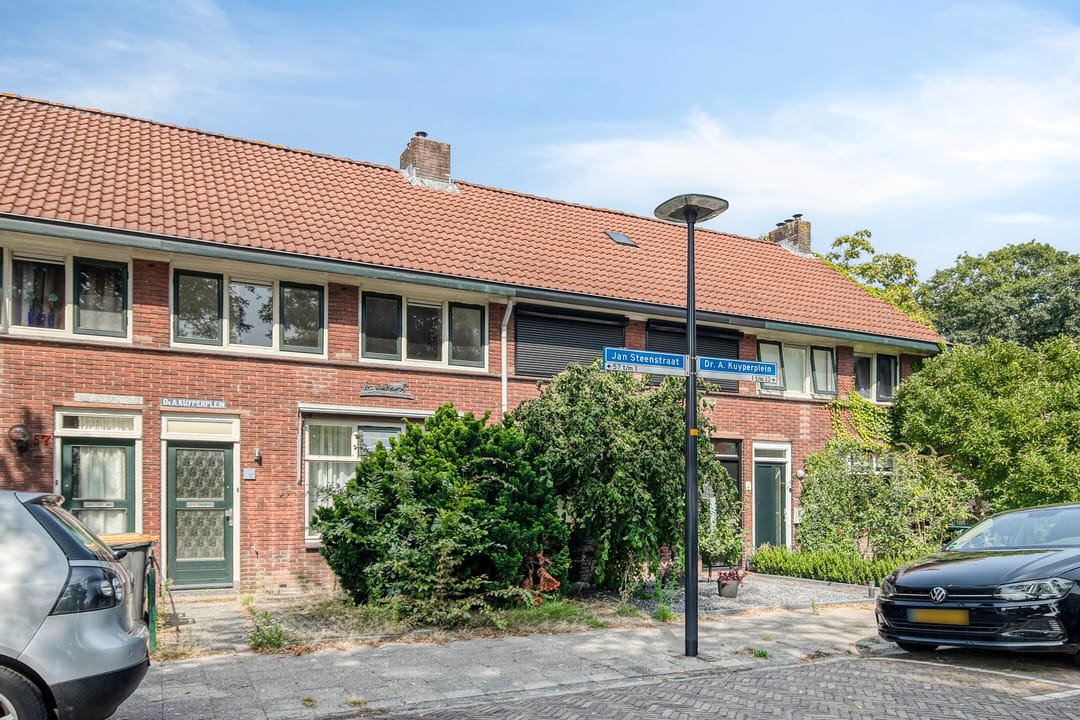 Foto 1 van Dr. A. Kuyperplein 1