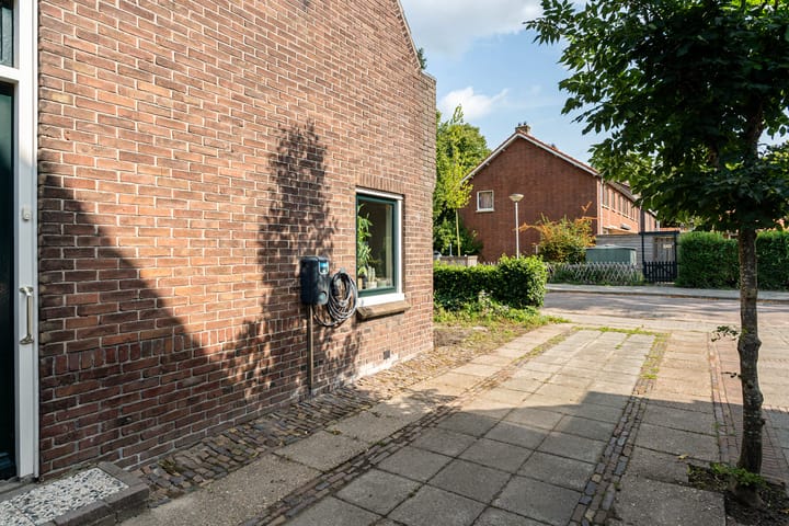 Foto 9 van Molenstraat 153