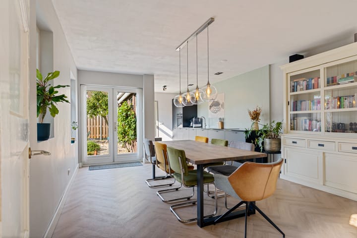 Foto 18 van Molenstraat 153