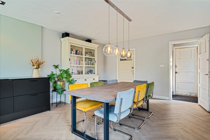 Foto 25 van Molenstraat 153