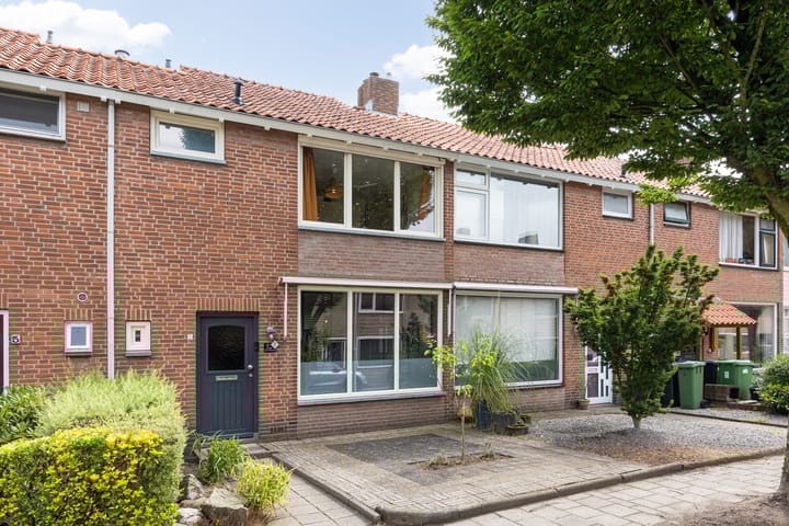 Foto 2 van J.J. Verbeetenstraat 7