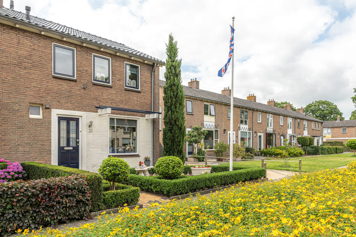 Foto 36 van Mr Halbe Binnertsstraat 30