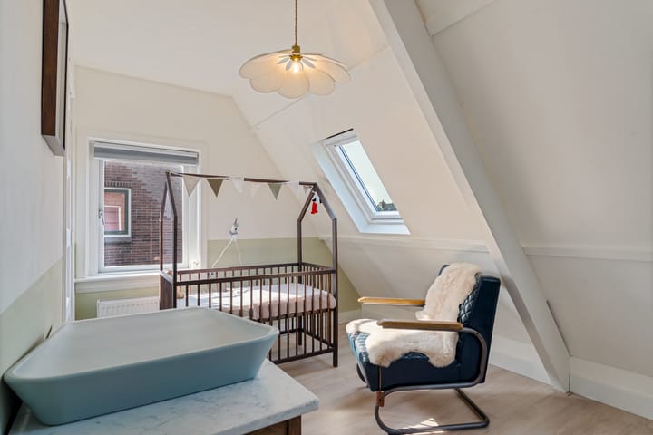 Foto 42 van Molenstraat 153