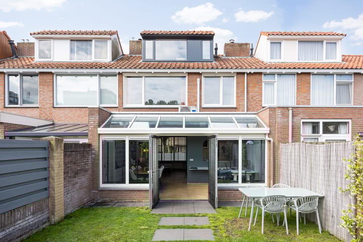 Foto 40 van J.J. Verbeetenstraat 7