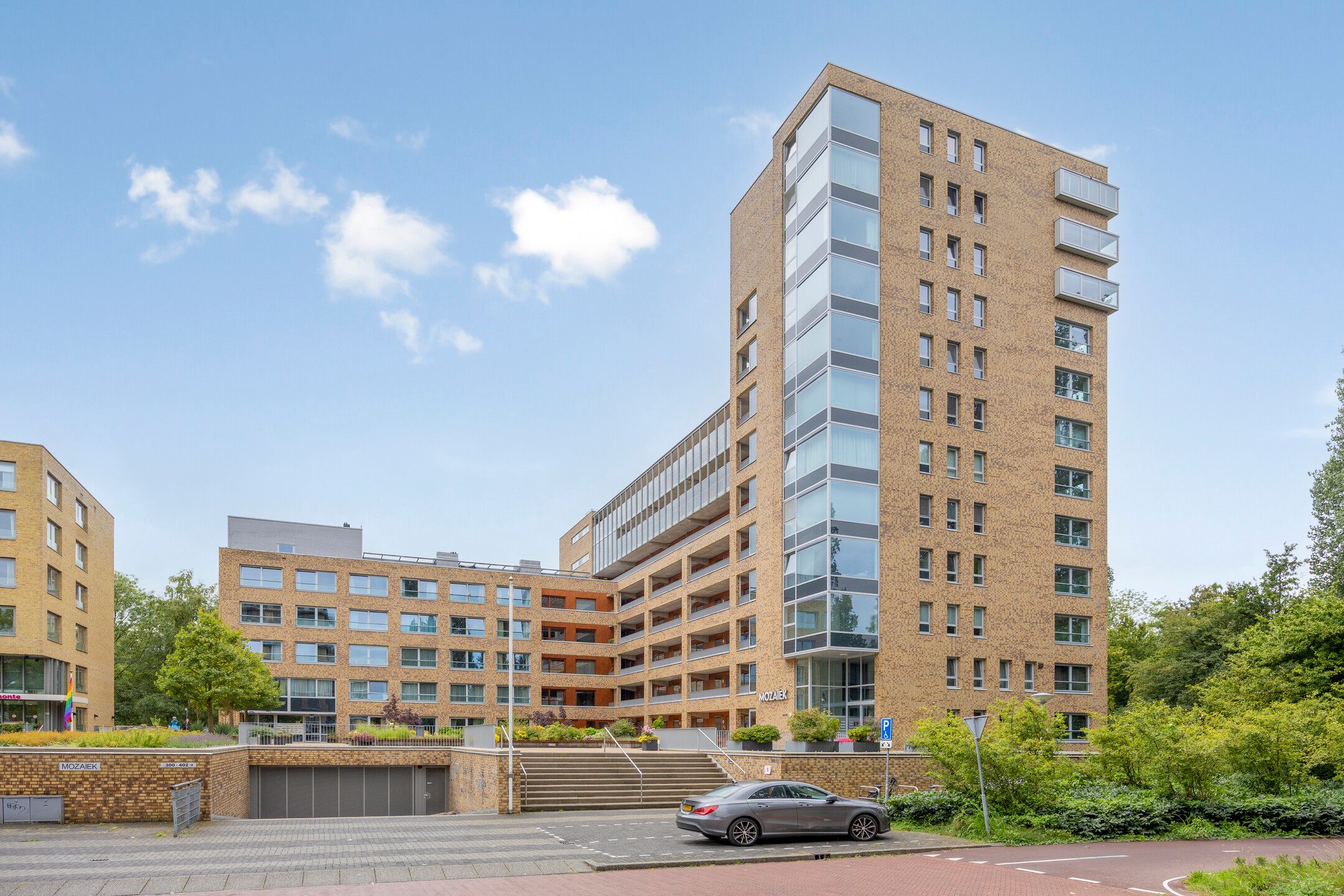 Buying a house in The Netherlands., Laan van de Helende Meesters 324