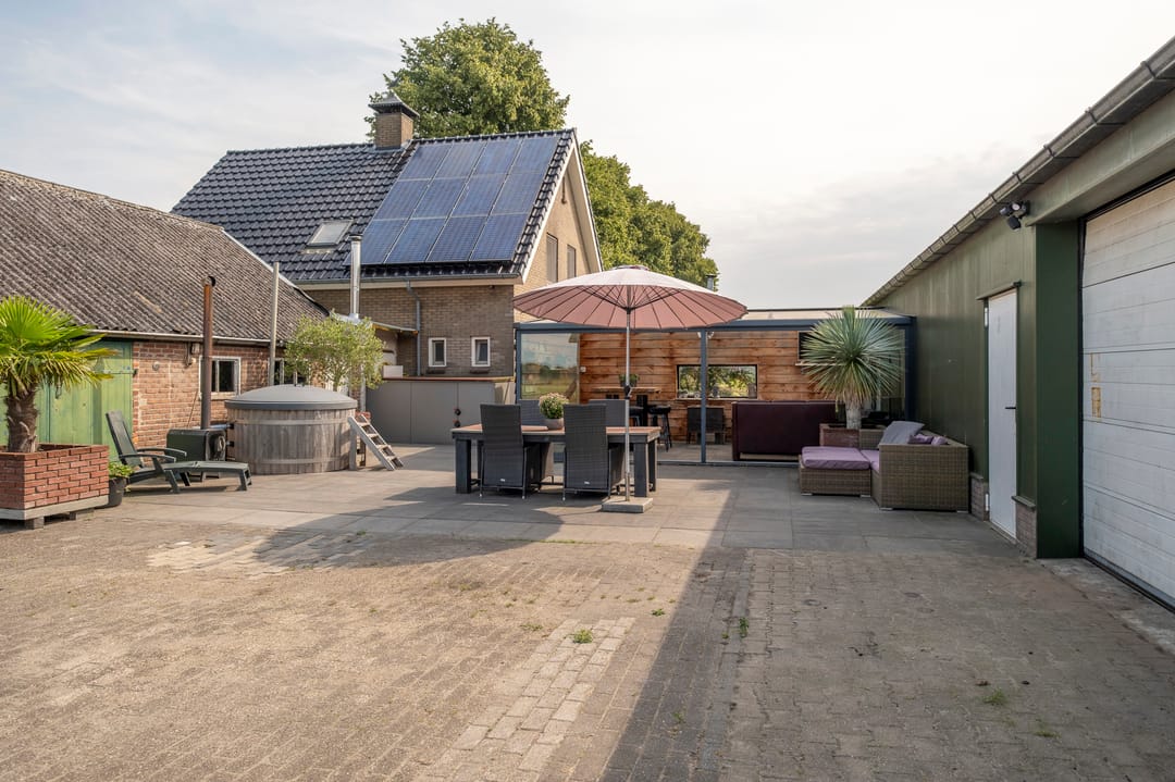 Photo 41 of Hoogeveenseweg 14