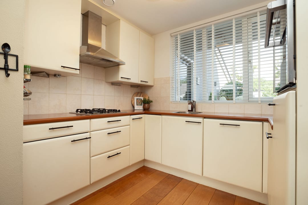 Photo 13 of Groen van Prinstererlaan 45