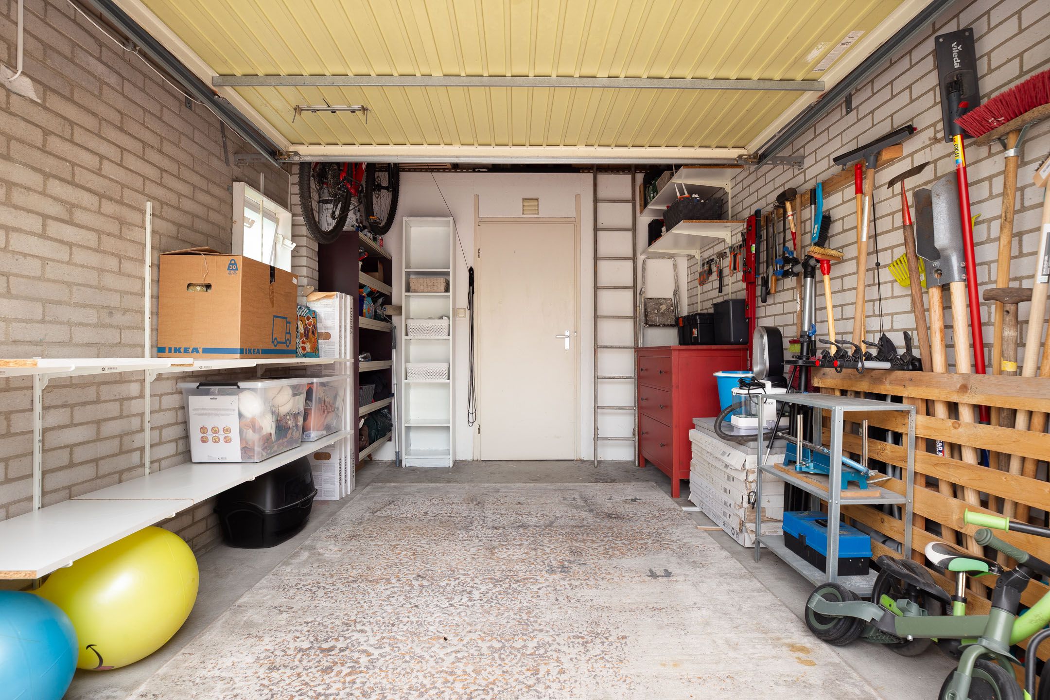 Photo 24 of Groen van Prinstererlaan 45