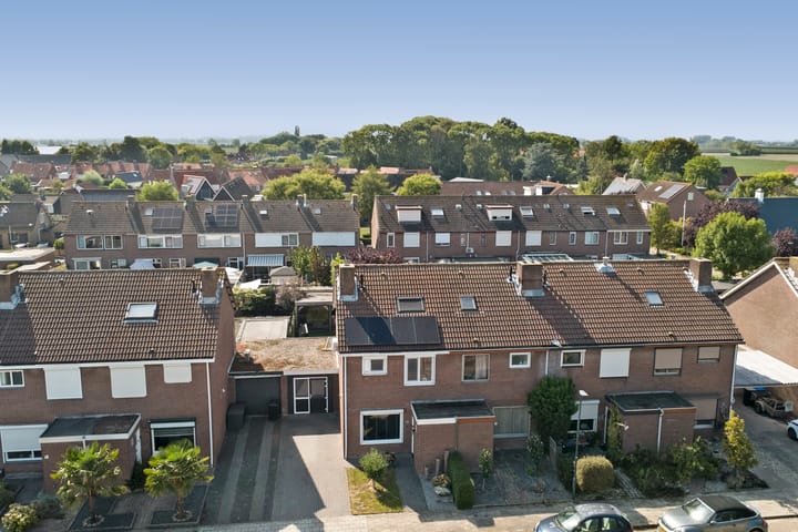 Photo 32 of Oostendestraat 25