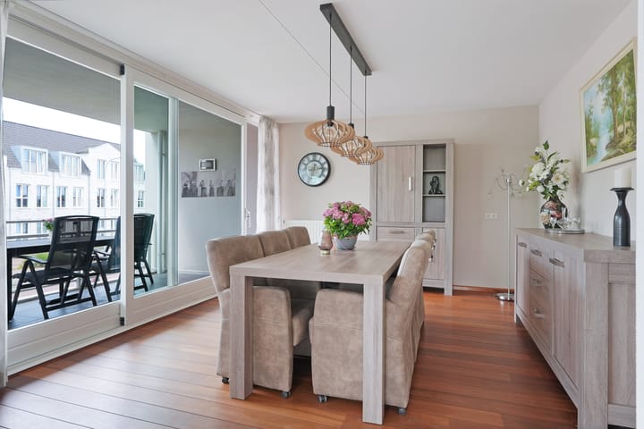 Photo 6 of Burgemeester Stemerdinglaan 27-C