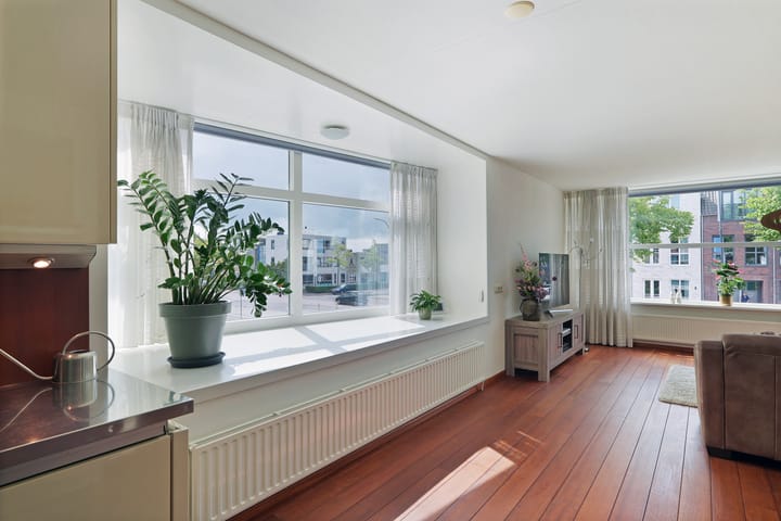 Photo 12 of Burgemeester Stemerdinglaan 27-C